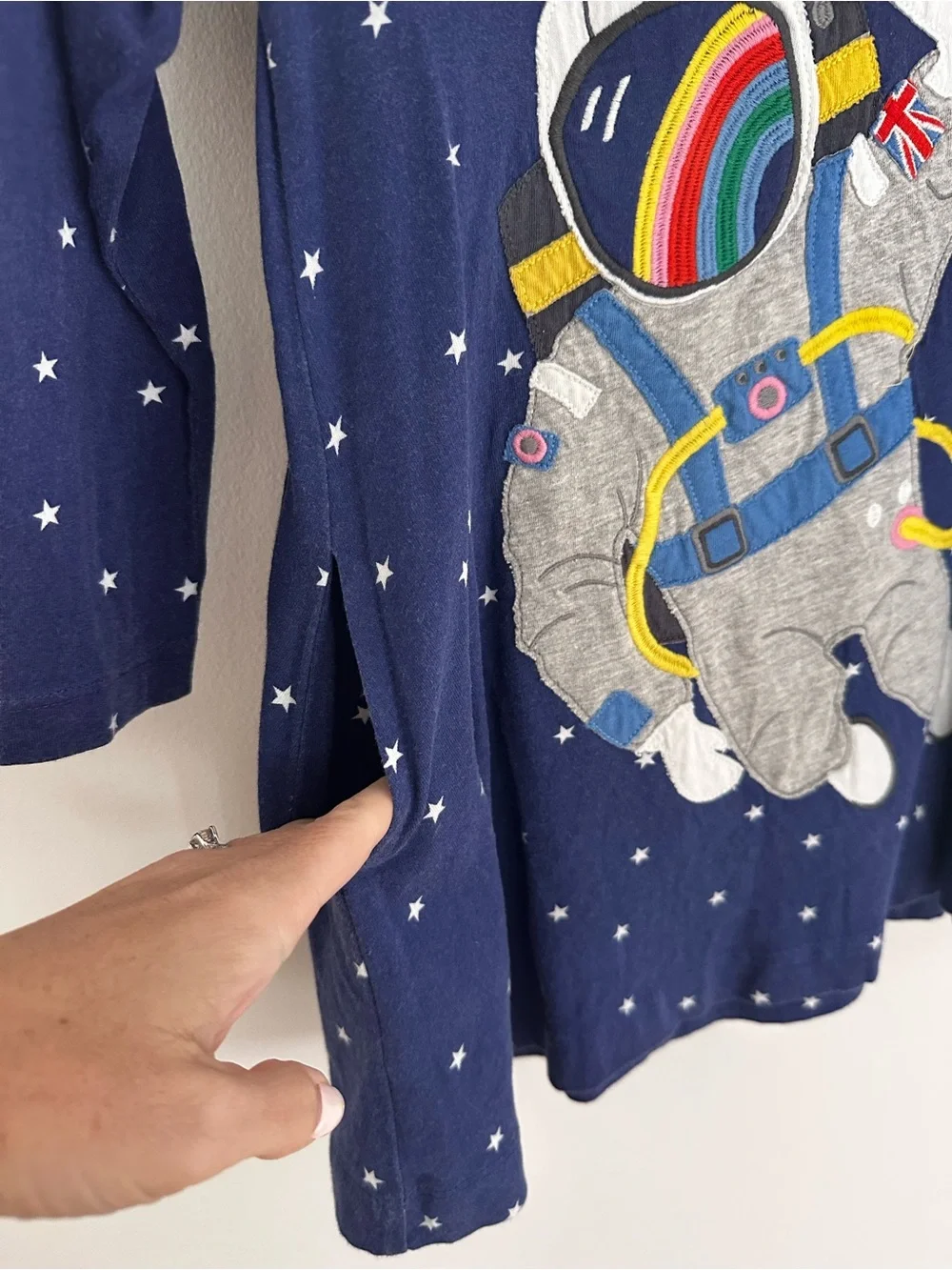Mini Boden Navy Rainbow Astronaut Long-Sleeve Appliqué Pocket Tunic size 3-4